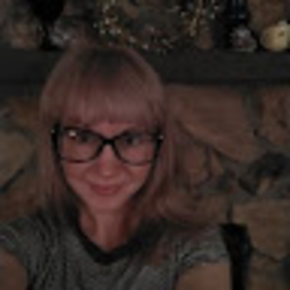 Meet your Posher, Krystal